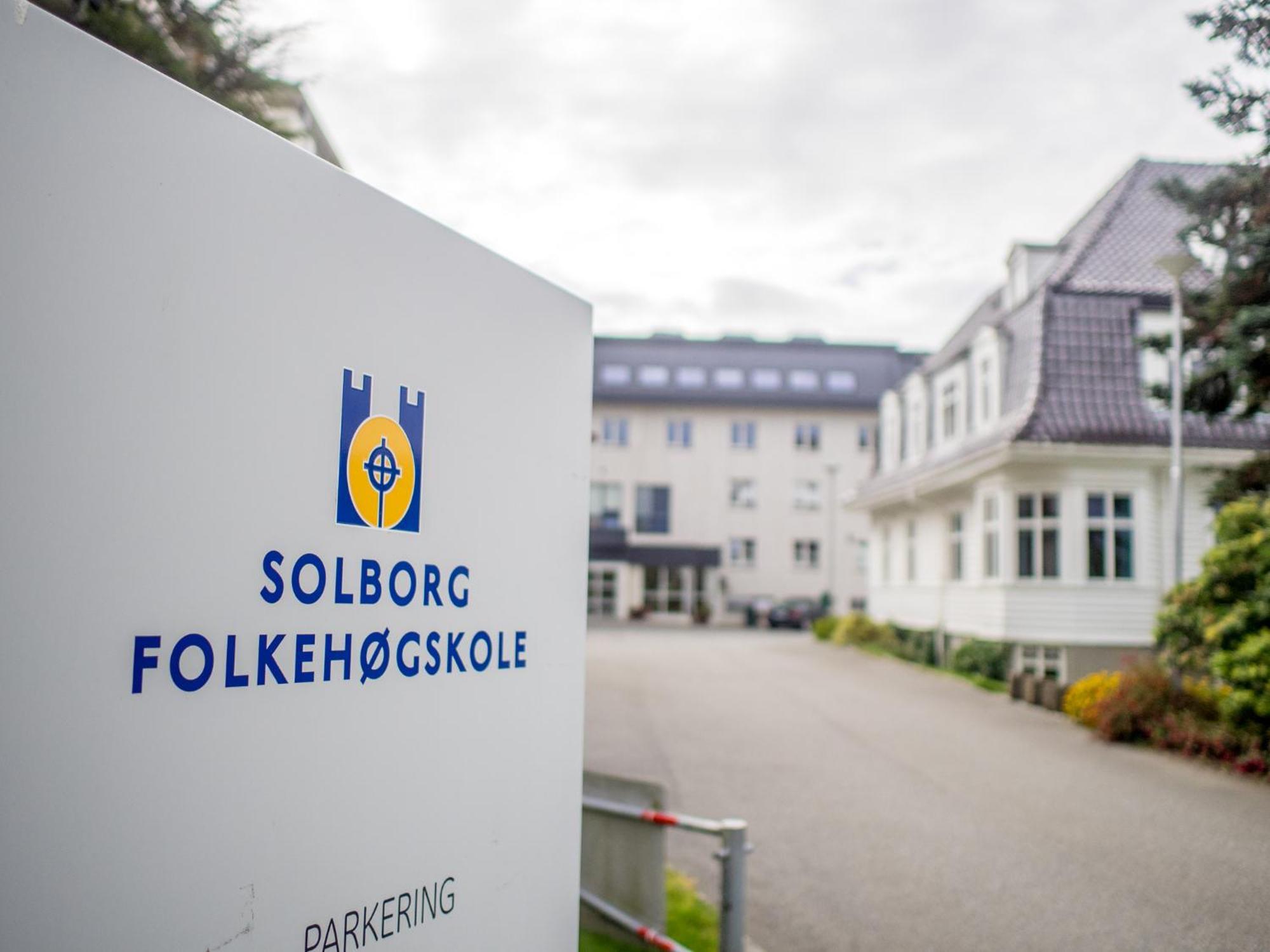Solborg Folkehogskole Hostel Ставангер Экстерьер фото