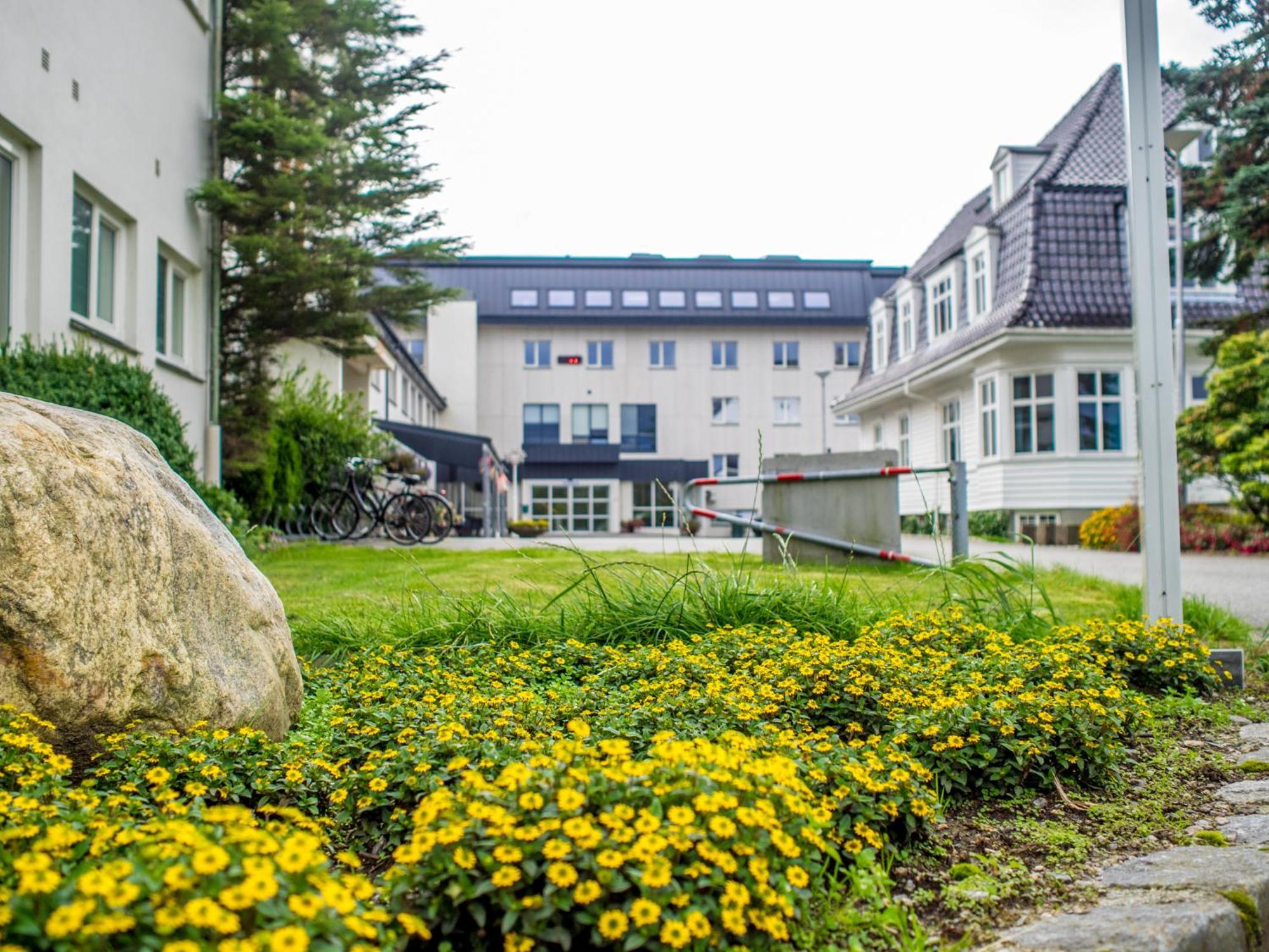 Solborg Folkehogskole Hostel Ставангер Экстерьер фото